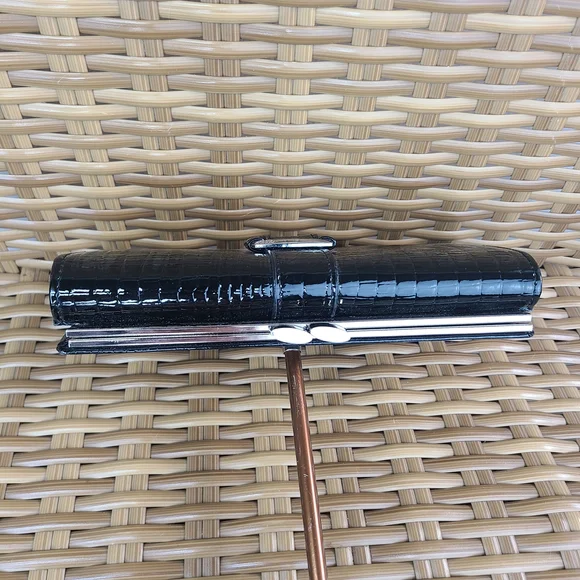 Silverlake Black Leather Crocodile Embossed Wallet Clutch Silver Buckle Accent - Picture 3 of 16